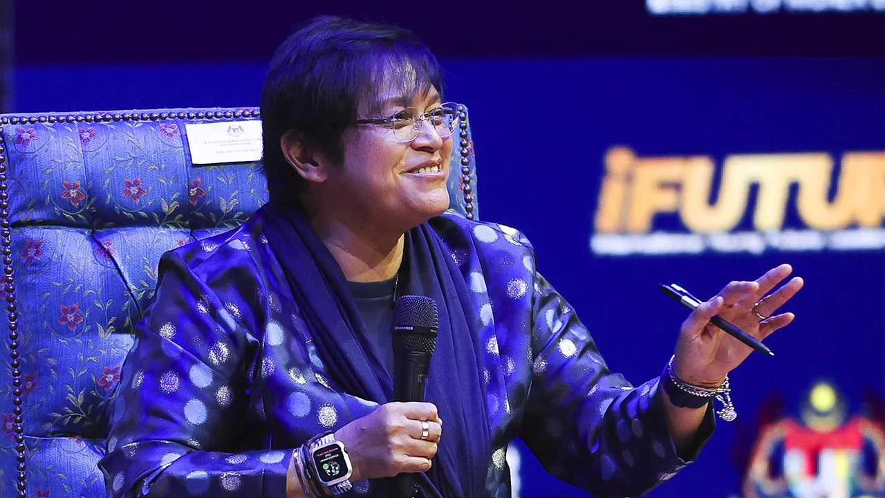 KUALA LUMPUR, 12 Okt - Reaksi Menteri di Jabatan Perdana Menteri (Undang-Undang dan Reformasi Institusi) Datuk Seri Azalina Othman Said pada Sidang Kemuncak Pemimpin Muda Masa Depan Antarabangsa (iFUTURE 2026) kali ketiga di Pusat Dagangan Dunia Kuala Lumpur hari ini._BERNAMA
