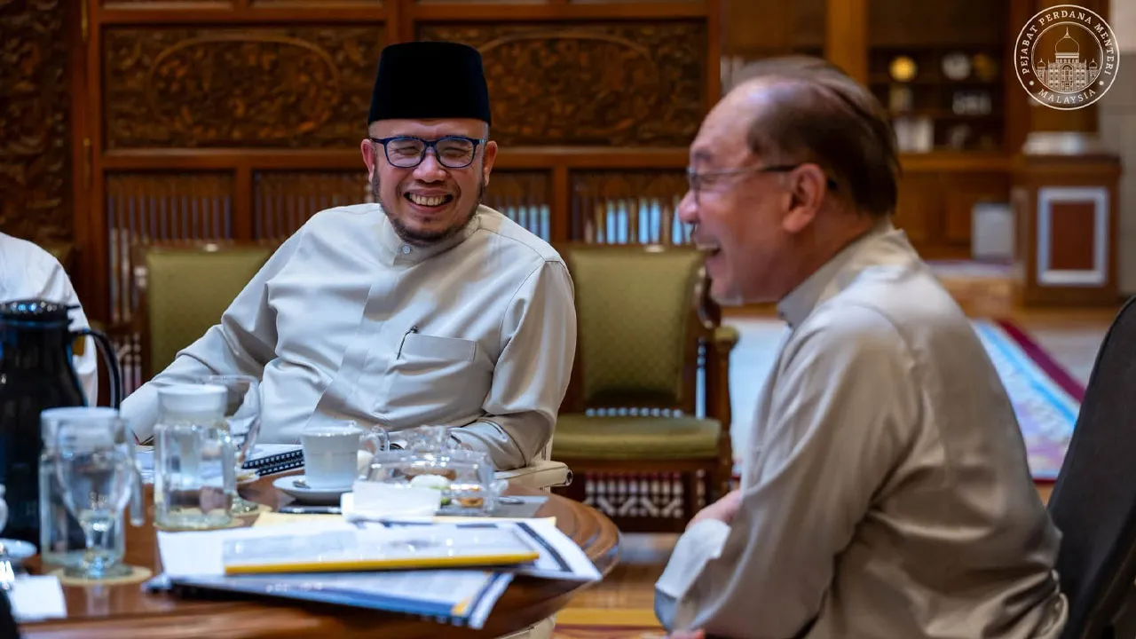 Facebook - Anwar Ibrahim