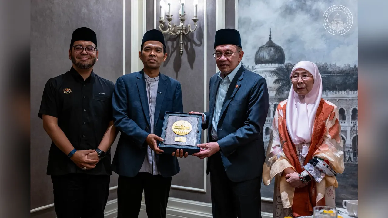 Sumber: FB Anwar Ibrahim