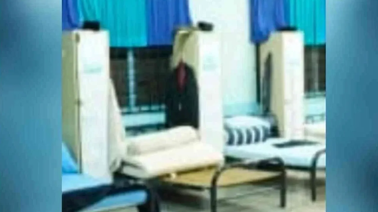 KUALA PILAH - Seorang pelajar lelaki Tingkatan Dua cedera selepas dipercayai dipukul oleh pelajar senior di sebuah asrama sekolah menengah di sini pada 27 September lalu._Sinar Harian
