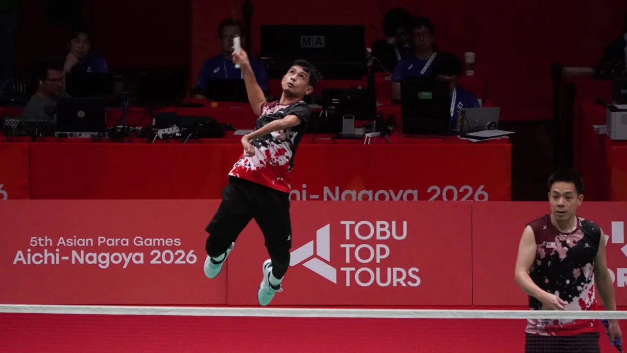 EMAS KEEMPAT MALAYSIA DI SUKAN PARA ASIA! 🥇 Hari ini saya ke Gelanggang Badminton Bandar Ichinomiya untuk menyaksikan sendiri perlawanan beregu lelaki SU5 antara Cheah Liek Hou/Faris Azri dan pasangan Korea Selatan, Jeon Sunwoo/Kim Gi-yeon._FB Taufiq Johari