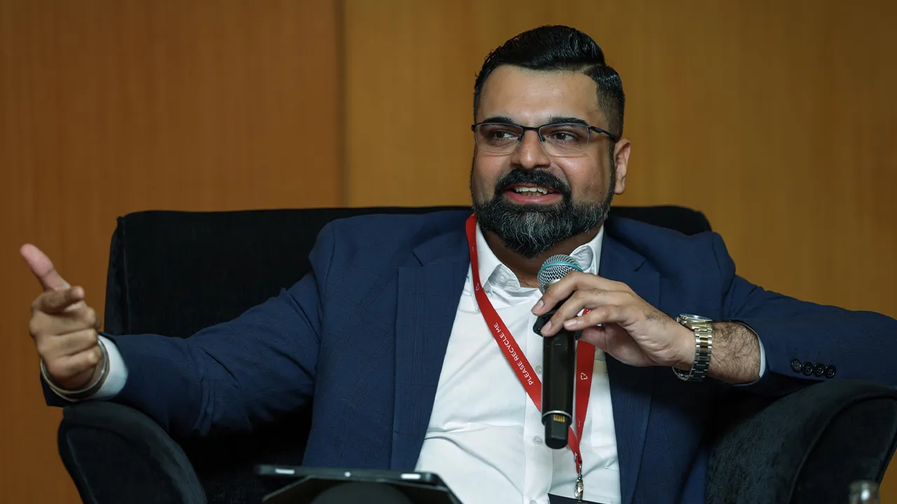 KUALA LUMPUR, Oct 6 - Transparency International Malaysia President and Graymatter Forensic Advisory Sdn Bhd Managing Principal Dr Raymon Ram speaks to the media during a roundtable session at the International Financial Crime and Terrorism Forum (IFCTF) 2026, discussing "The New Face of Financial Crime - AI, Intelligence and the Race for Trust " at the Kuala Lumpur Convention Centre today. - fotoBERNAMA (2026) COPYRIGHT RESERVED