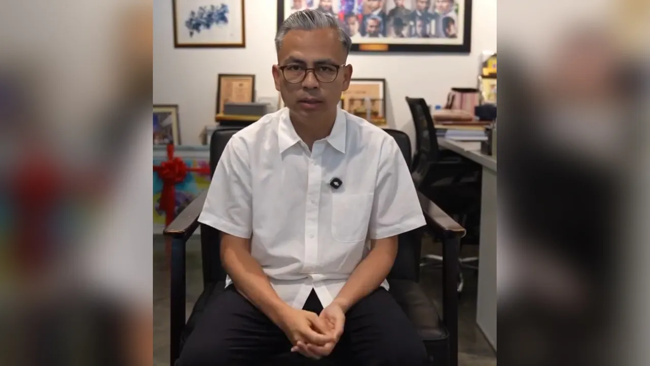 Sumber: INSTAGRAM Fahmi Fadzil