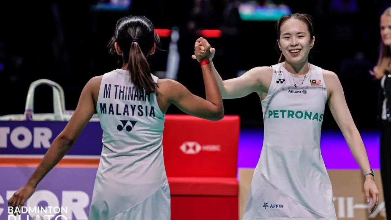 Pearly-Thinaah weathered Ong-Carmen’s late fightback to clinch the second game, extending 2-0 lead in H2H.