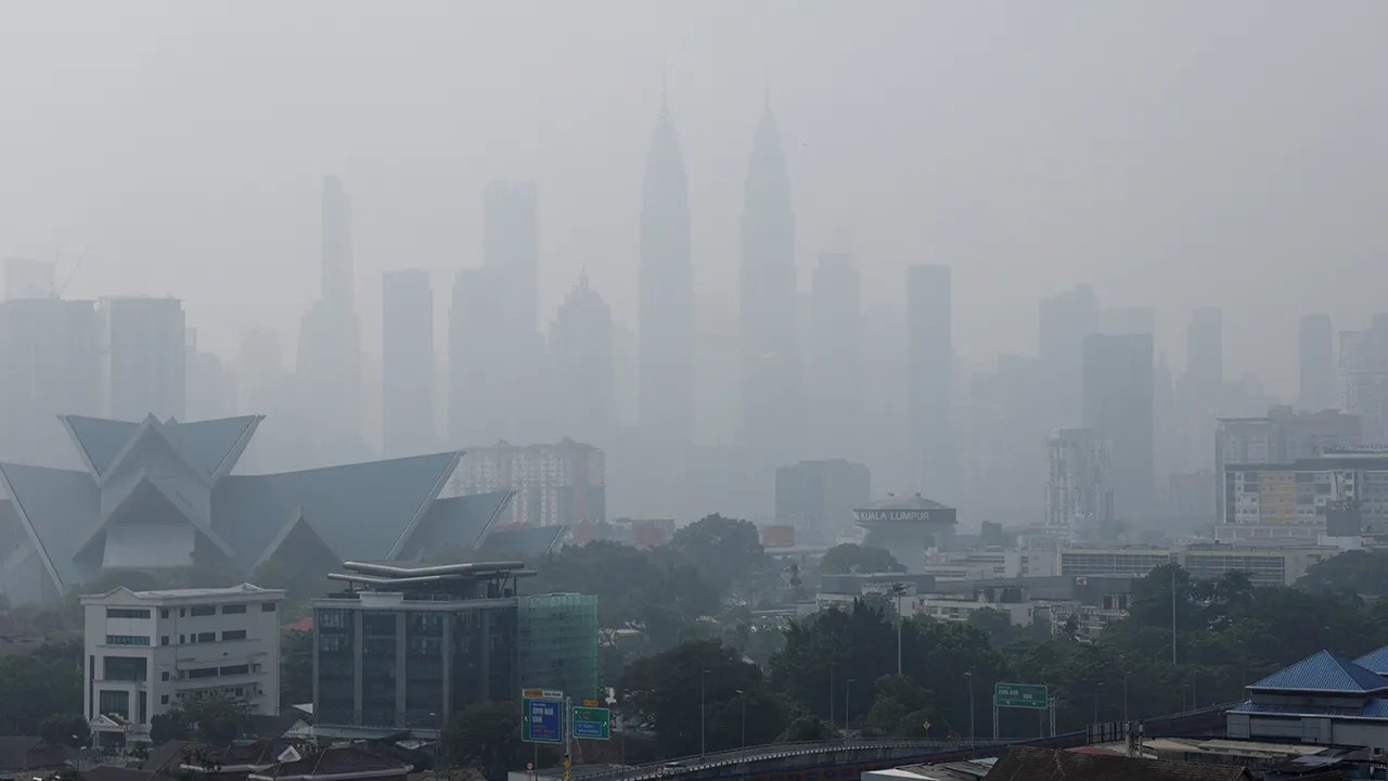 Kuala Lumpur's skyline is shrouded in haze caused by wildfires in neighbouring Indonesia, in Kuala Lumpur, Malaysia, October 16, 2026. REUTERS/Hasnoor Hussain