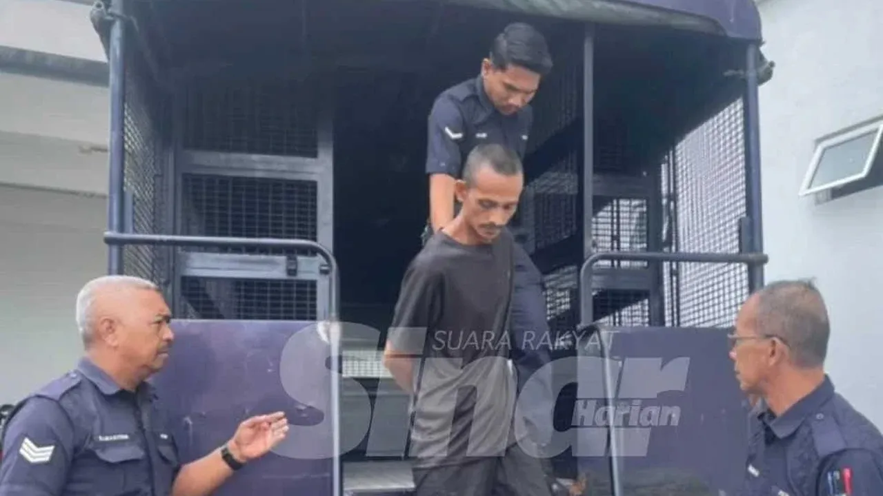 Seorang lelaki Rohingya dihadapkan ke Mahkamah Majistret di Kota Bharu pada Rabu atas pertuduhan membunuh rakan senegara pada September lalu. -Foto Sinar Harian