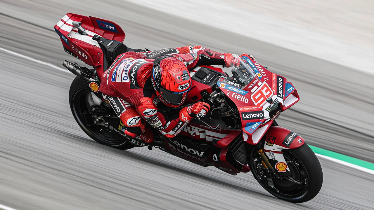 SEPANG, Oct 30 -- Ducati Lenovo Team rider Marc Marquez takes part in a practice session ahead of the 2026 Petronas Malaysian Motorcycle Grand Prix (MotoGP) at the Petronas Sepang International Circuit today._BERNAMA