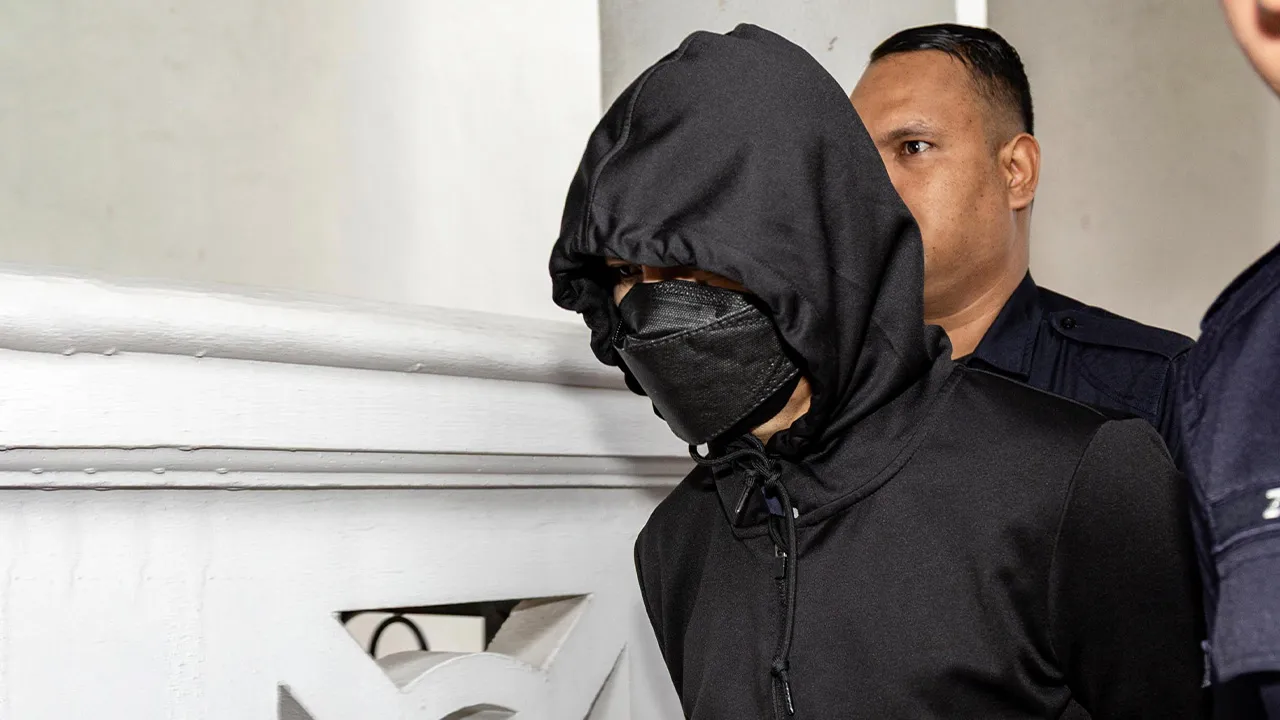 DSP Mohd Nazri dipenjara tujuh tahun enam bulan oleh Mahkamah Tinggi di Ipoh hari ini kerana menyebabkan kematian Muhammad Zaharif Affendi tiga tahun lepas. -- fotoBERNAMA