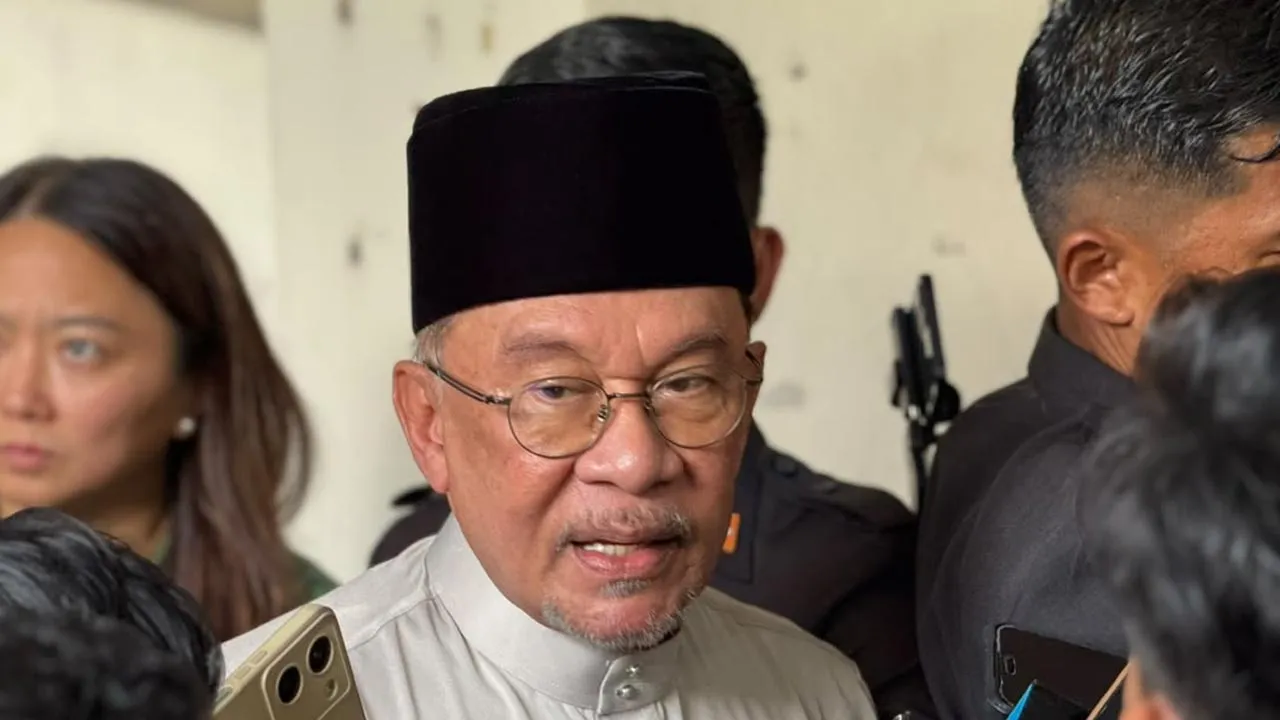 PM solat Jumaat TUDM -- AWANI
