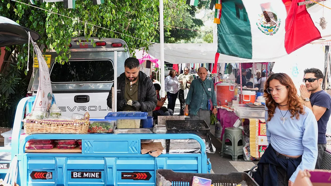 Mohammed Abed, 36, a Palestinian systems engineer who arrived in Mexico in 2025 with 17 family members after losing his daughter in an Israeli airstrike in Gaza, prepares Palestinian food at an open-air market in the Condesa neighbourhood of Mexico City, Mexico, September 22, 2026. REUTERS/Fred Ramos