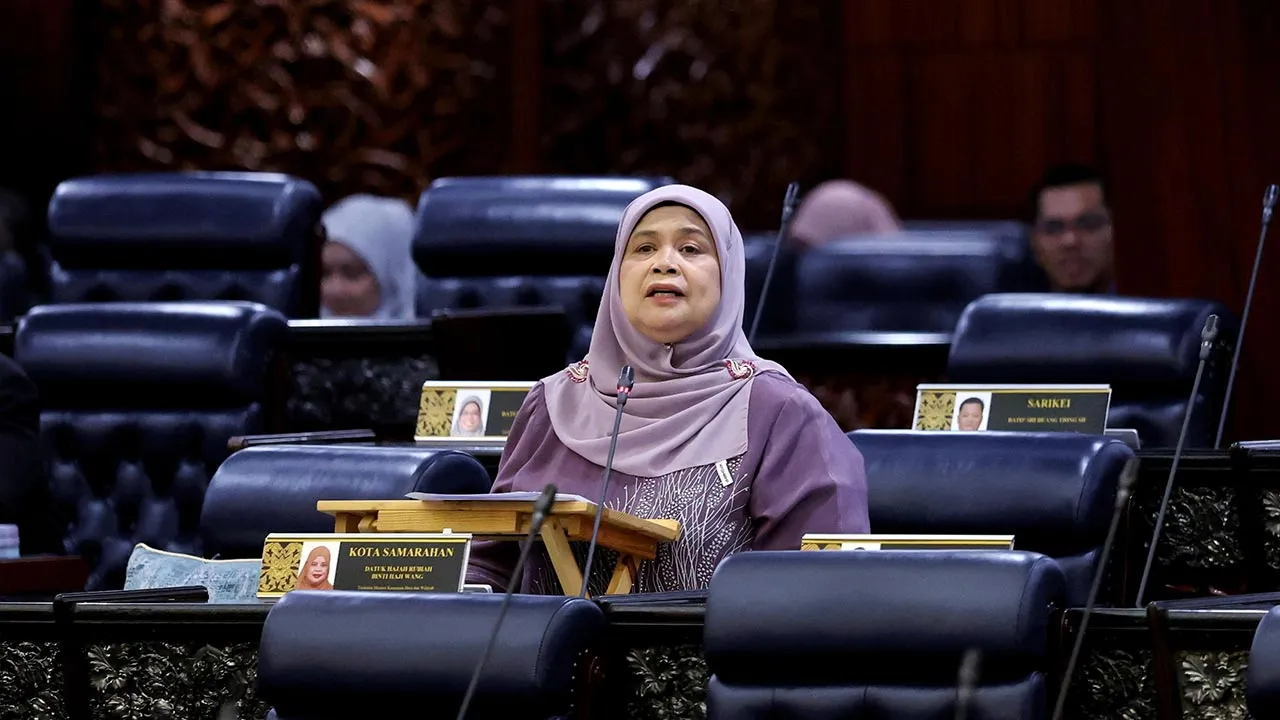 KUALA LUMPUR, 12 Okt - Timbalan Menteri Kemajuan Desa dan Wilayah Datuk Rubiah Wang ketika sesi Pertanyaan-pertanyaan Bagi Jawab Lisan sempena Mesyuarat Ketiga, Penggal Kelima, Parlimen ke-15 di Bangunan Parlimen hari ini. - fotoBERNAMA (2026) HAK CIPTA TERPELIHARA