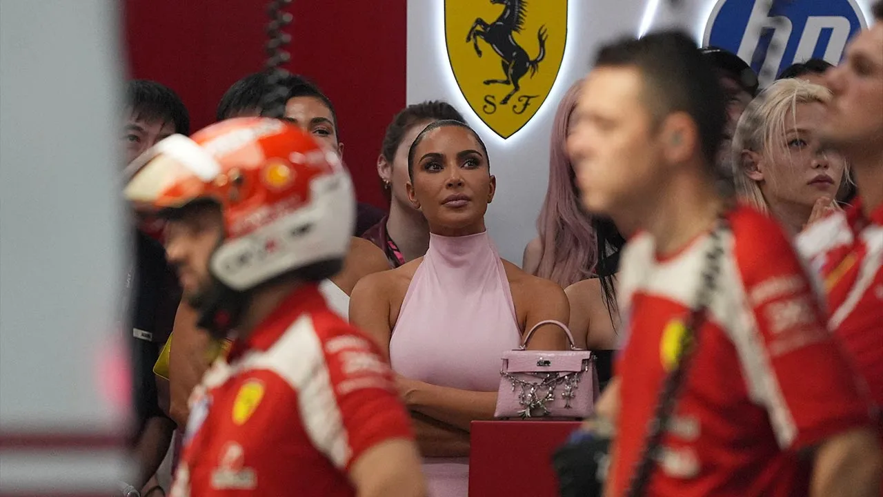 Formula One F1 - Singapore Grand Prix - Marina Bay Street Circuit, Singapore - October 10, 2026 Kim Kardashian in the Ferrari garage ahead of qualifying Pool via REUTERS/Ng Han Guan