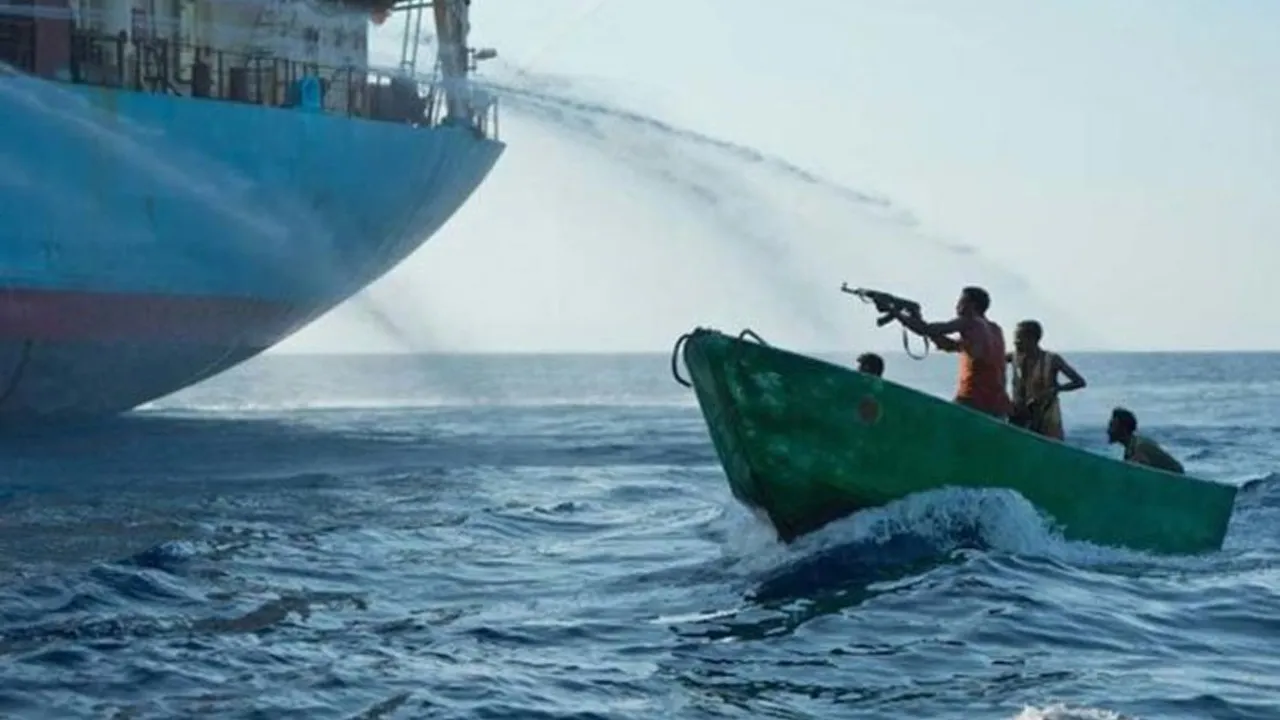 Somali Pirates Kill Three Pakistanis During Operation to Retake MT Honor 25 kkredit: PPC Digital