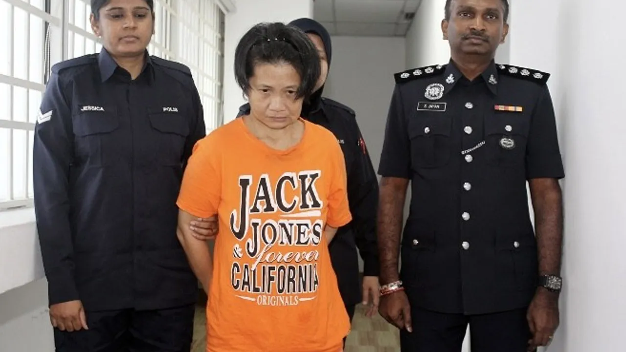 Tertuduh dibawa ke mahkamah hari ini atas tuduhan membunuh ibu kandungnya yang terlantar