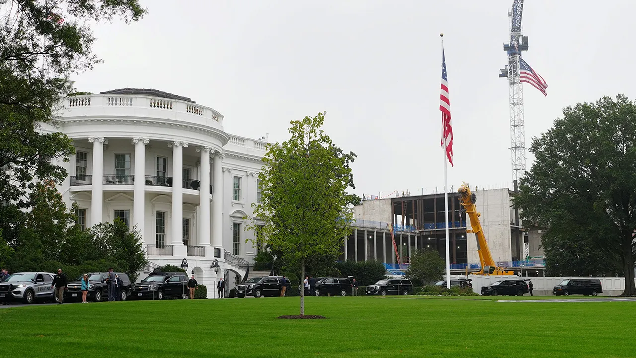 Construction continues on the White House ballroom, where the East Wing once stood, in Washington, D.C., US, October 4, 2026. REUTERS/Aaron Schwartz