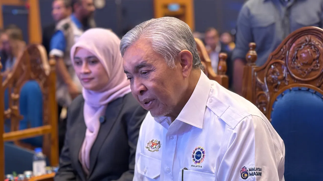 TB_ZAHID HAMIDI CALON BN MCA PRN MELAKA_AWANI