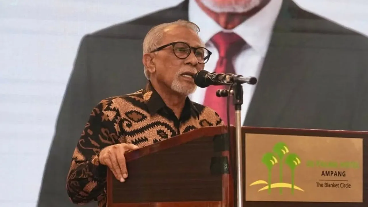 ZAINAL ABIDIN DATUK ABD MAJID_FB Agrobank