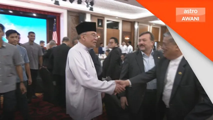 PM luang masa berbuka puasa dengan warga Parlimen Malaysia