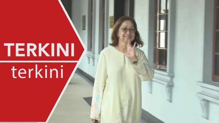 [TERKINI] Guling Kerajaan: Na’imah, dua anak dan peguam saman kerajaan