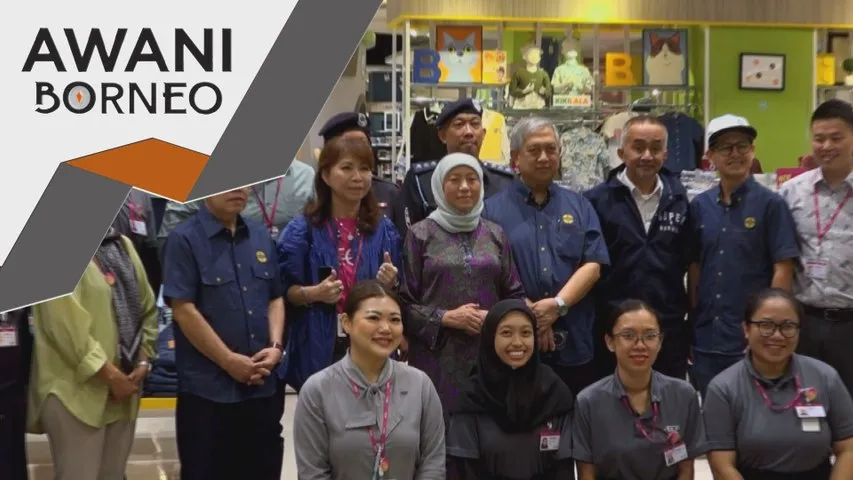 Anak asnaf dan yatim terima Bantuan Shopping Raya