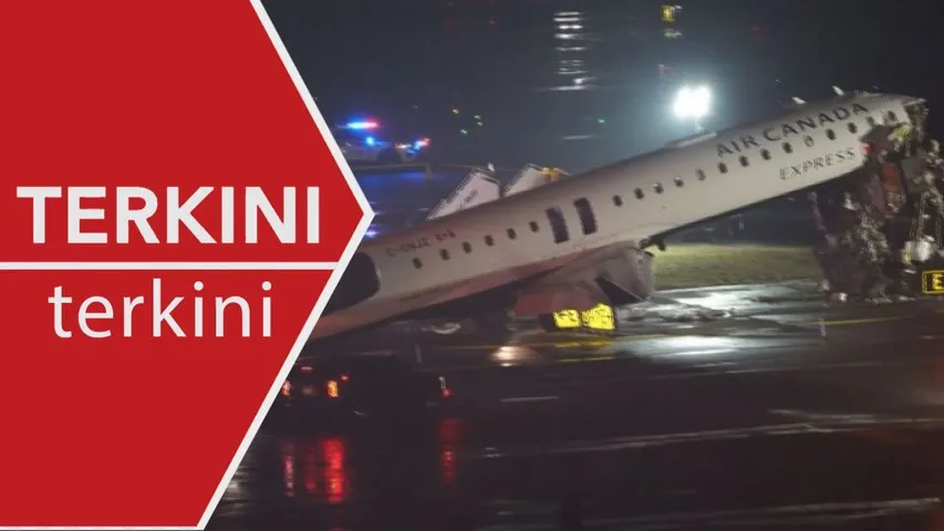 [TERKINI] Pesawat Air Canada Express rempuh trak bomba ketika mendarat