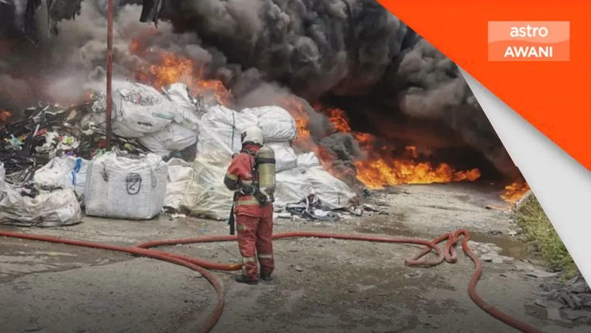 Kebakaran barangan kitar semula di Shah Alam