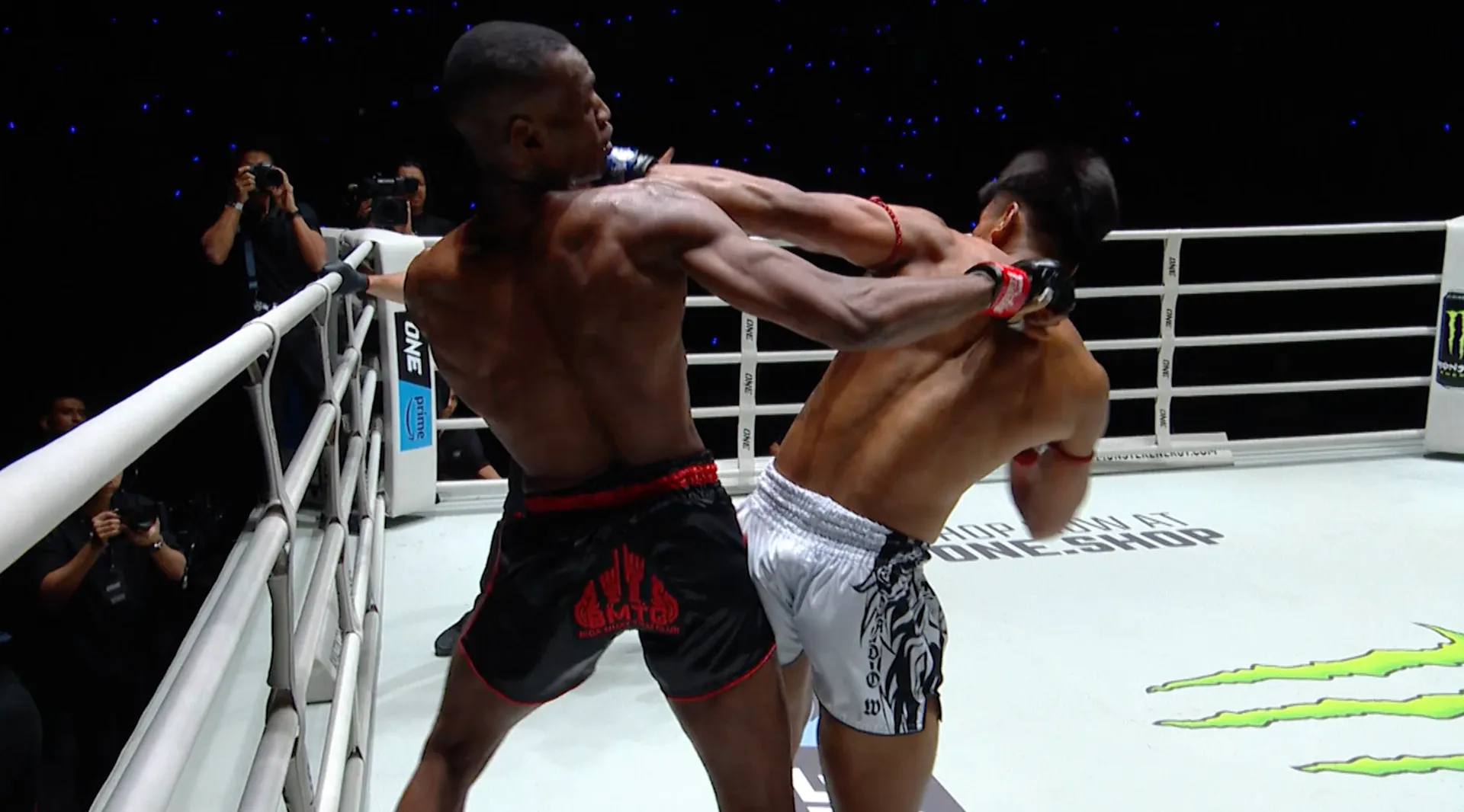 SHADOW'S BOUT HIGHLIGHTS