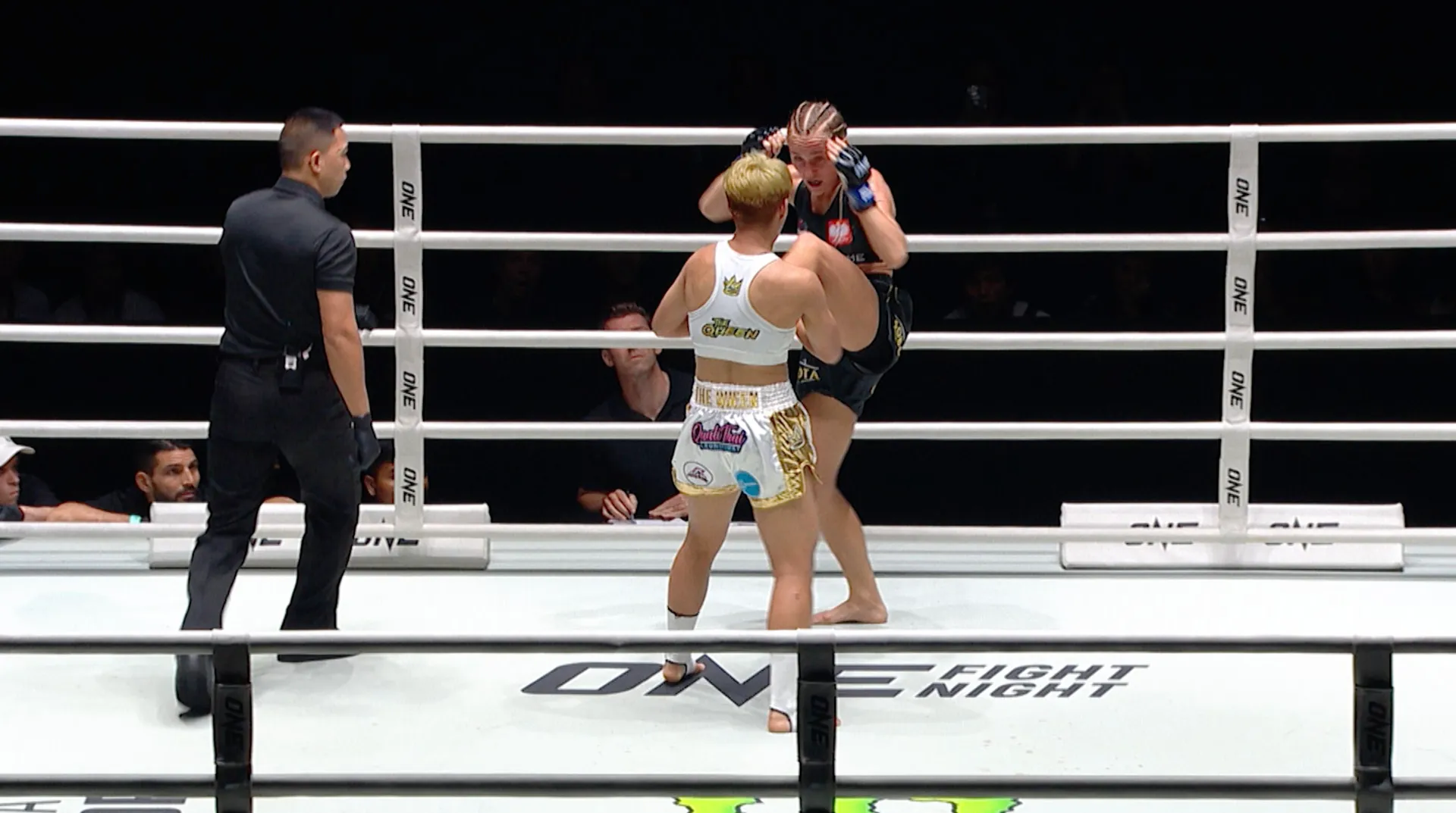 PHETJEEJA'S BOUT HIGHLIGHTS