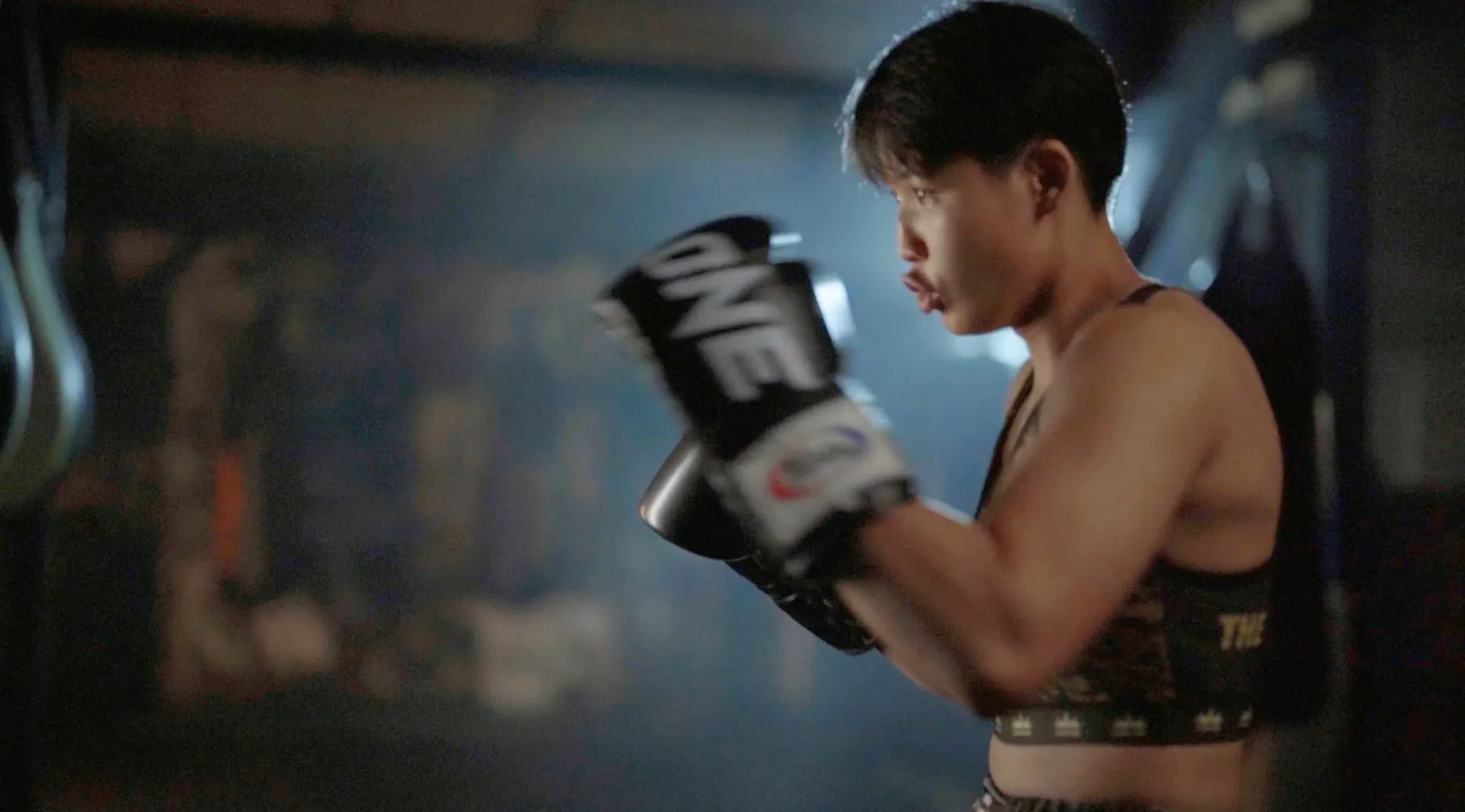 Phetjeeja shows of her shadowboxing skills