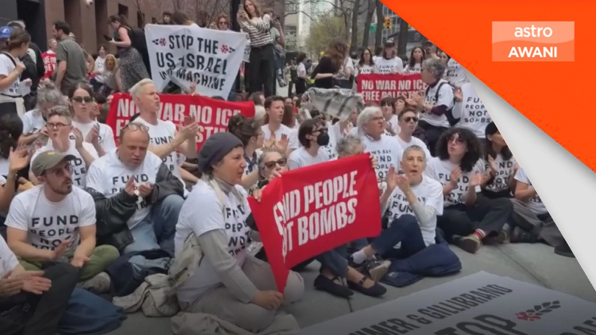 Protes anti-perang di New York, 100 ditahan polis