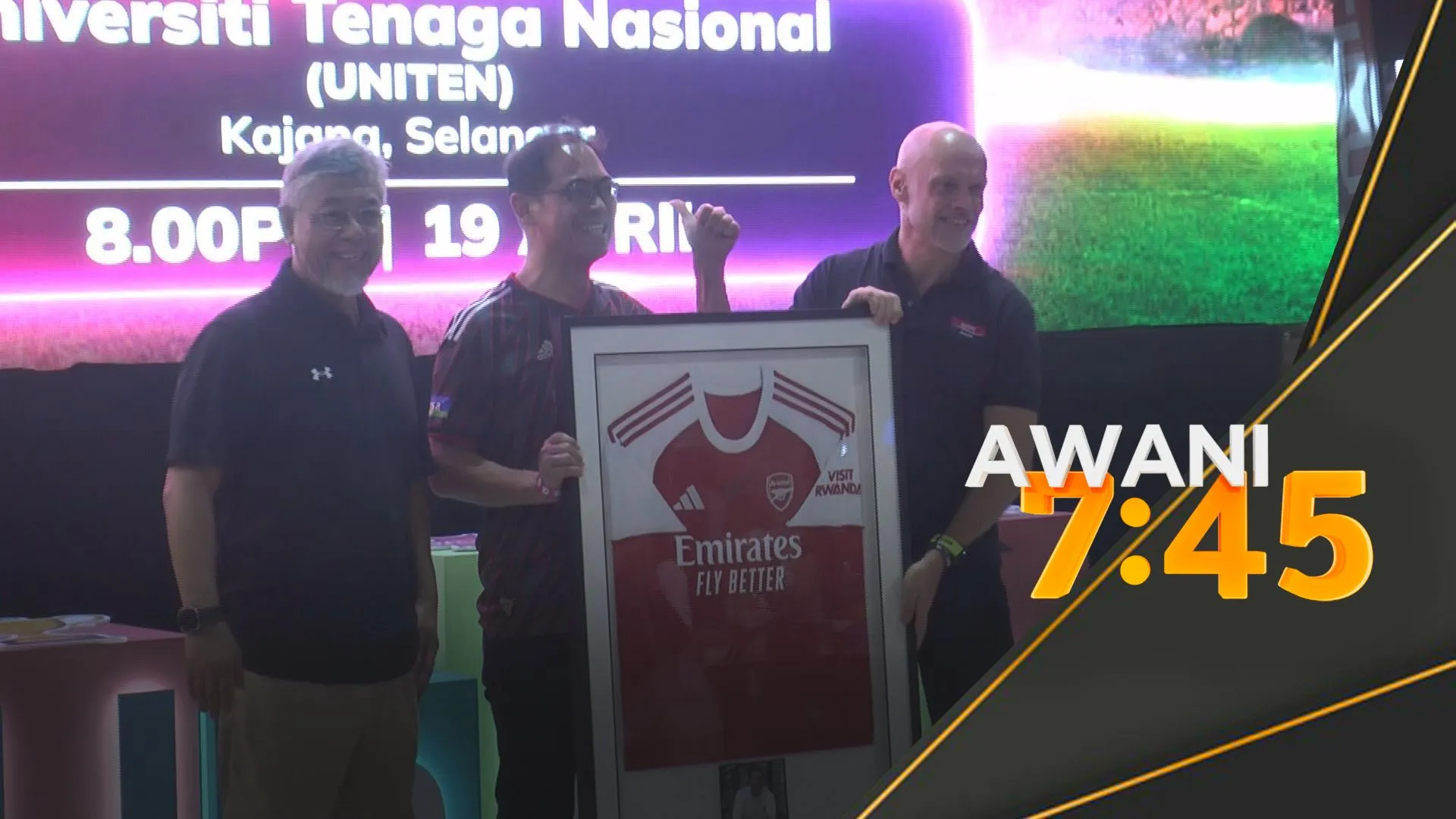 Astro BizOne Rewards Watch Party satukan komuniti, gegarkan UNITEN