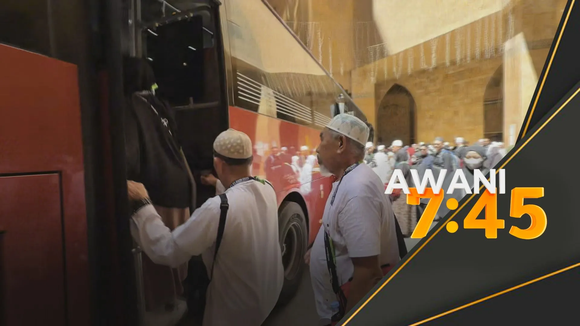 Perkhidmatan bas 'shuttle' ke Masjidil Haram mengujakan Jemaah Haji Malaysia di Mekah