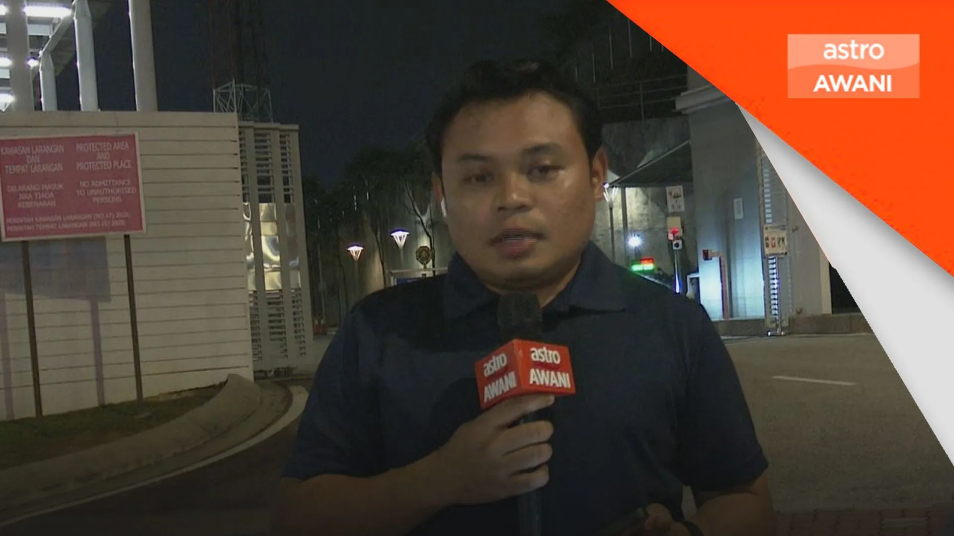 Proses merekod keterangan bekas Menteri Ekonomi, Datuk Seri Rafizi Ramli bersambung hari ini untuk hari ketiga.