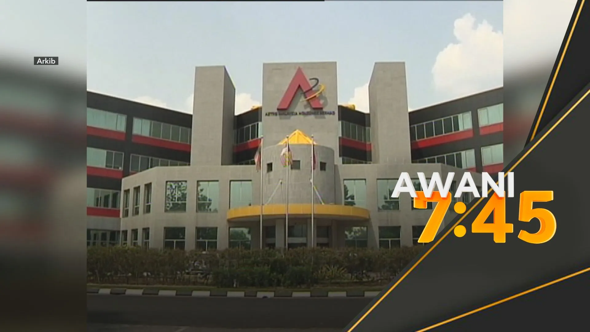 Astro runding hak penyiaran di pelbagai platform