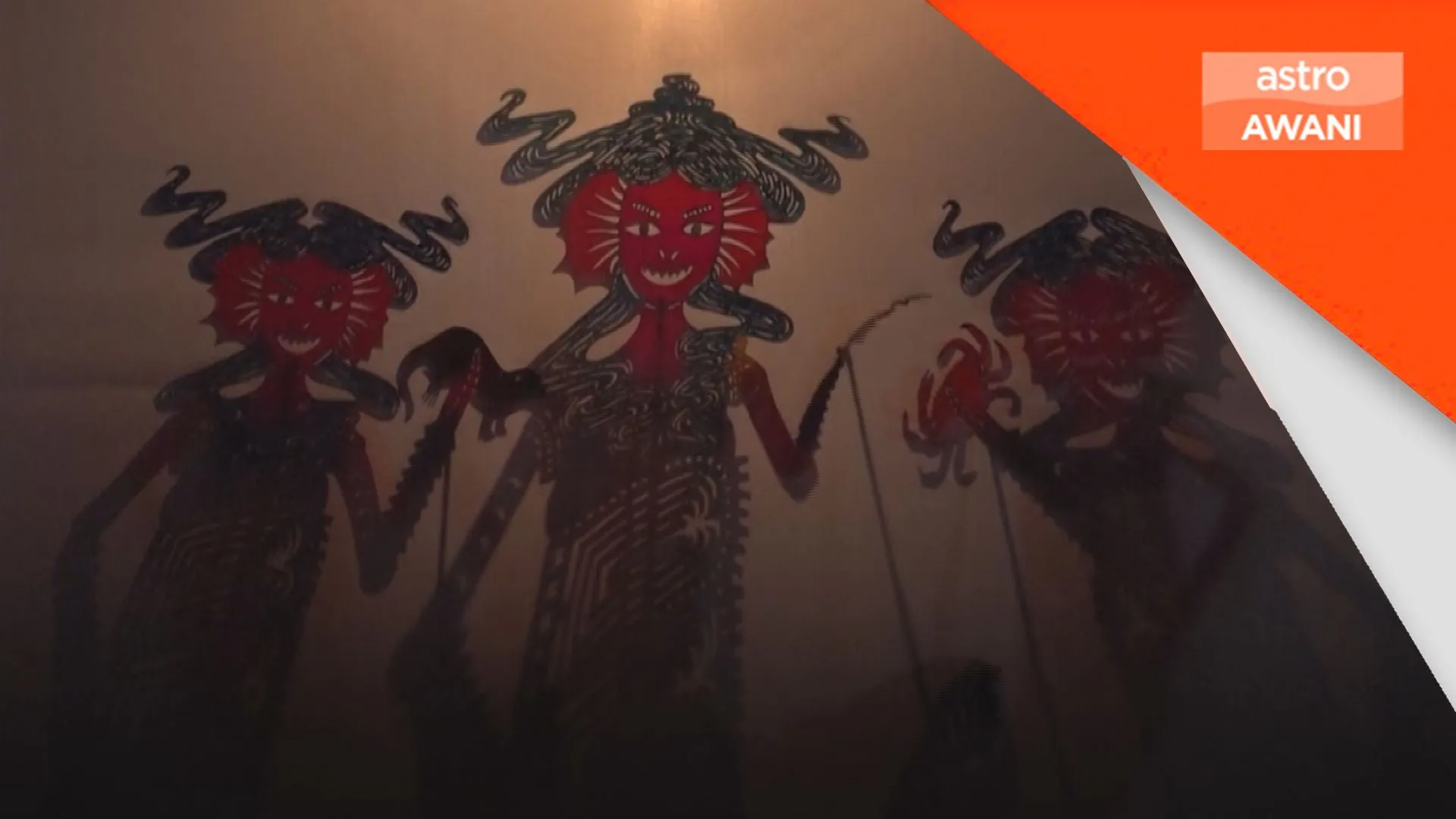 Wanita Asia Tenggara hidupkan semula seni wayang kulit