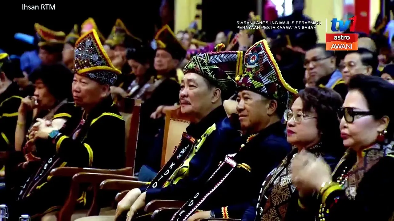 Perdana Menteri merasmikan Pesta Kaamatan Peringkat Negeri Sabah 2026