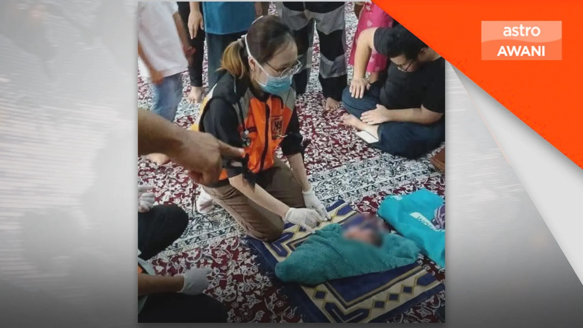 Bayi lelaki baru lahir ditinggalkan di dalam surau