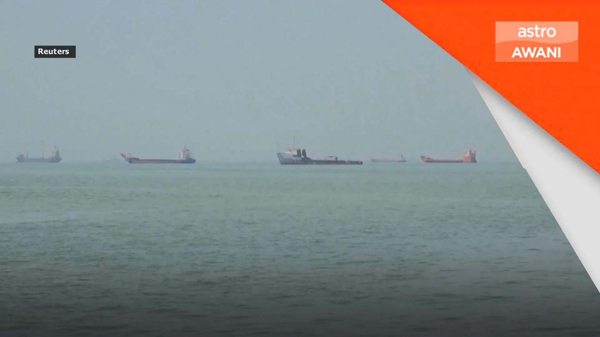 Iran dakwa 54 pelaut maut, 360 kapal terjejas