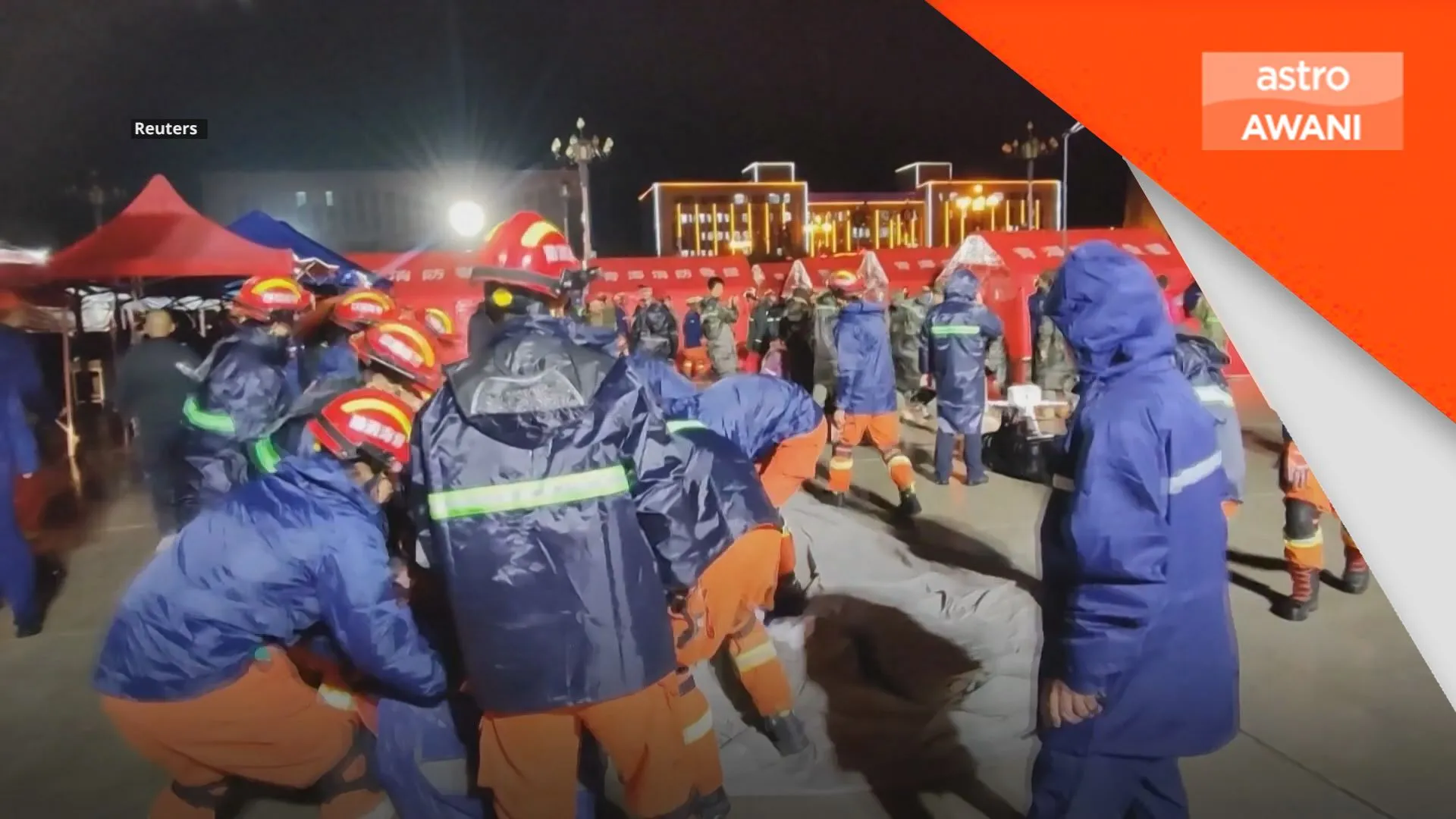 China tingkat operasi bantuan mangsa gempa bumi