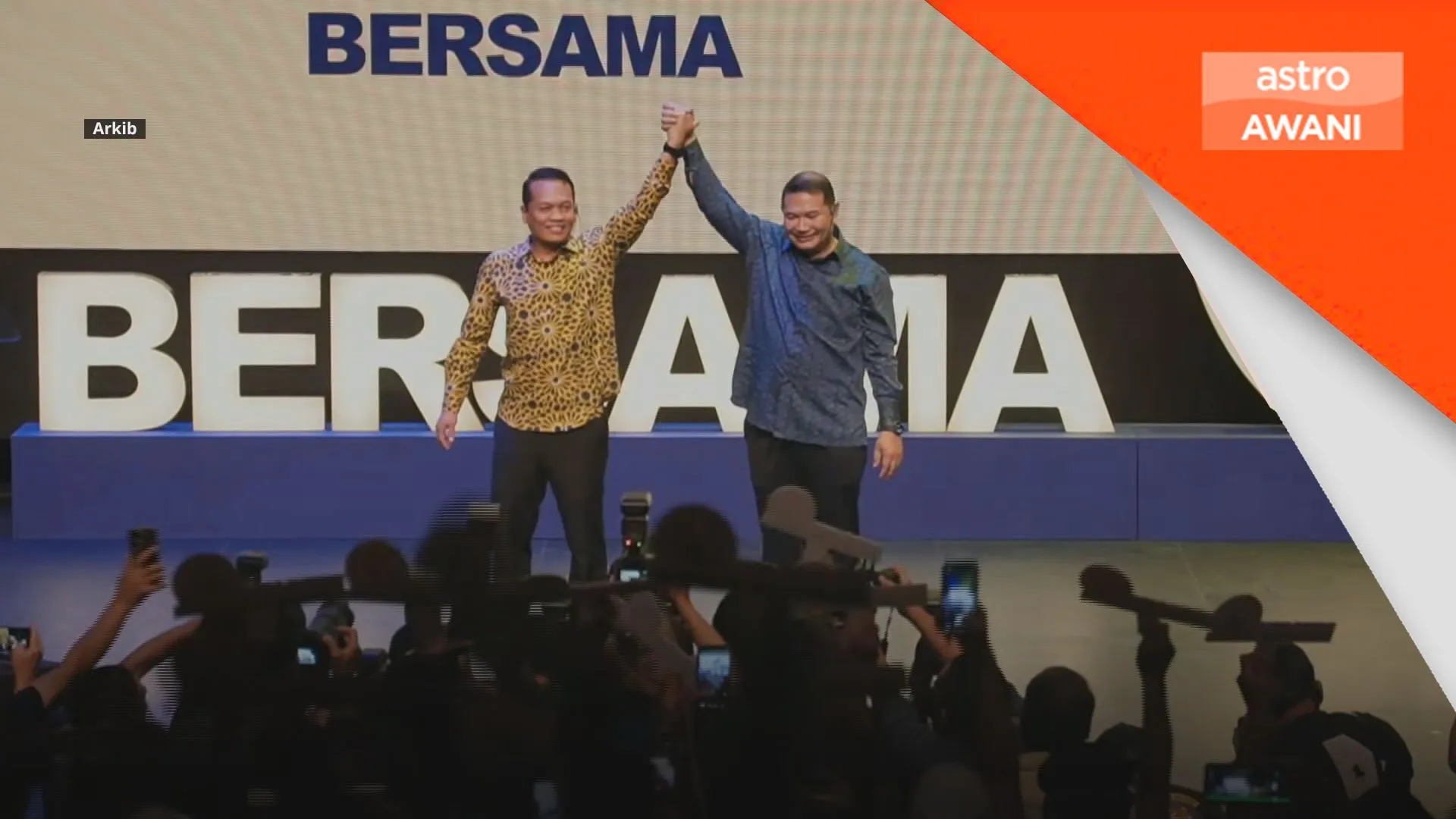Bersama umum terima penyertaan dari golongan profesional