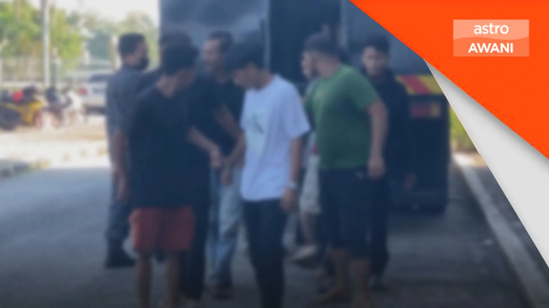 54 PATI didenda, penjara atas kesalahan imigresen