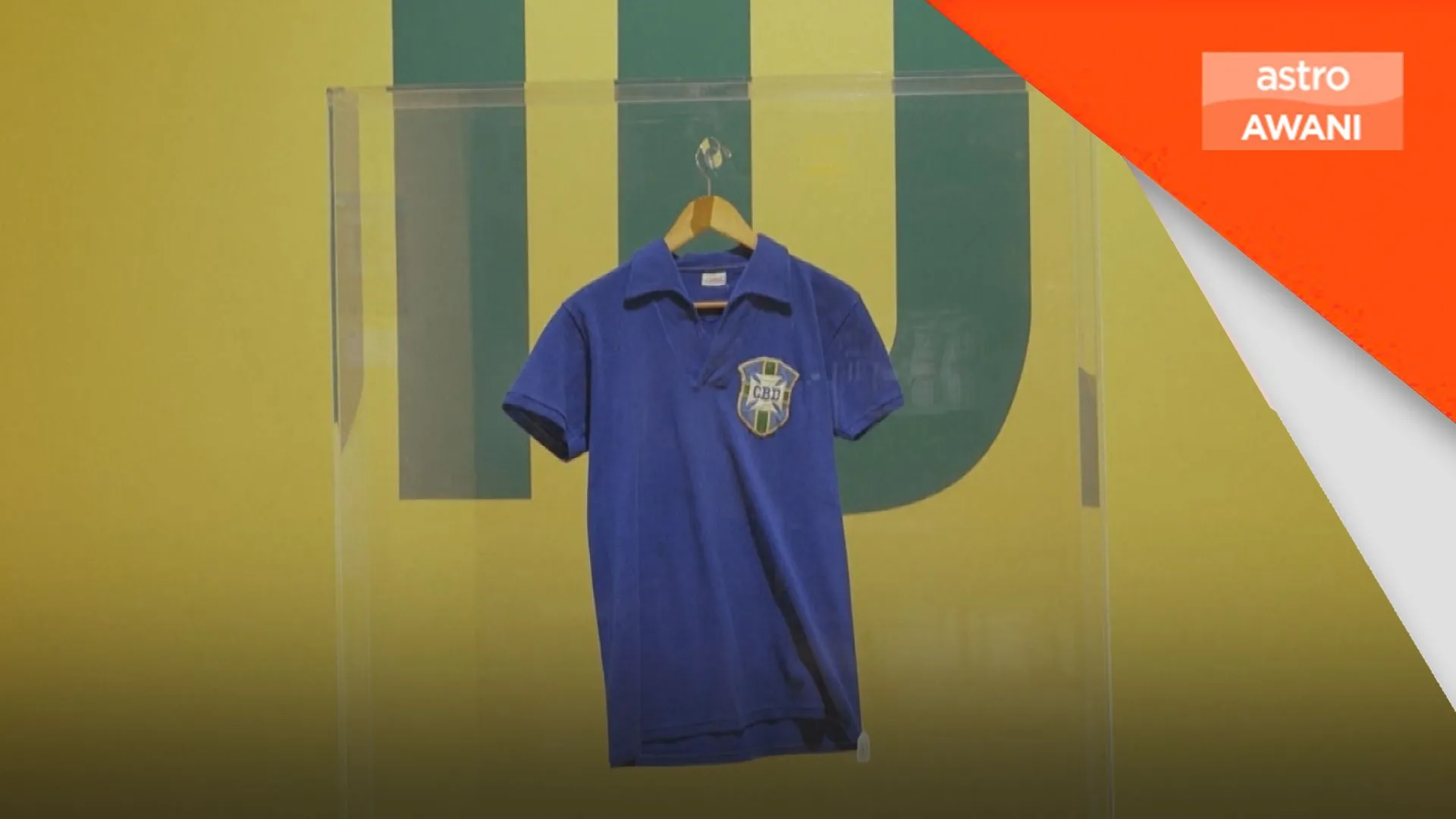 Jersi Final Piala Dunia 1958 milik Pele dibida lebih AS$1 juta