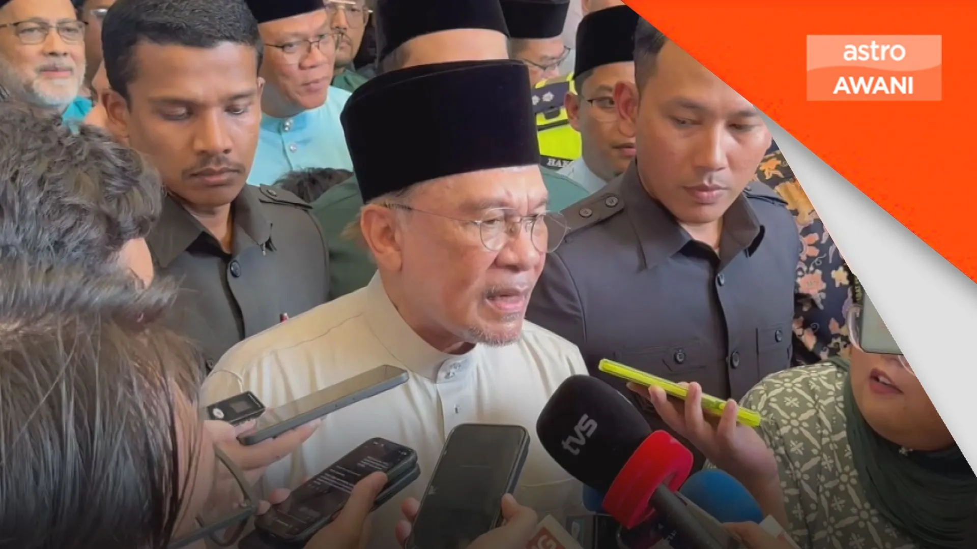 Hanya Agong boleh batal pelantikan Azam Baki di NFCC
