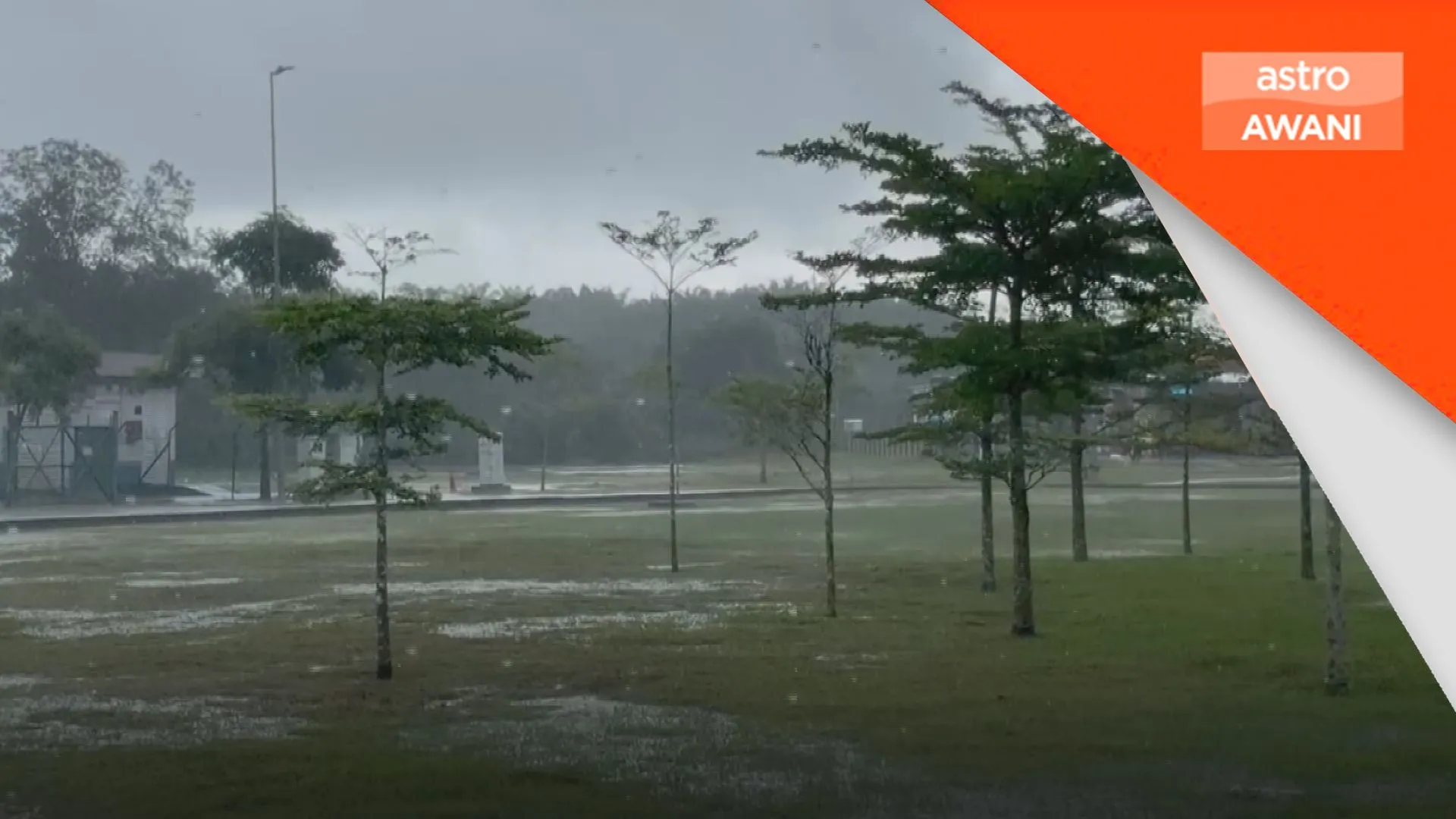 Amaran ribut petir, hujan lebat di sembilan negeri hingga 1 pagi