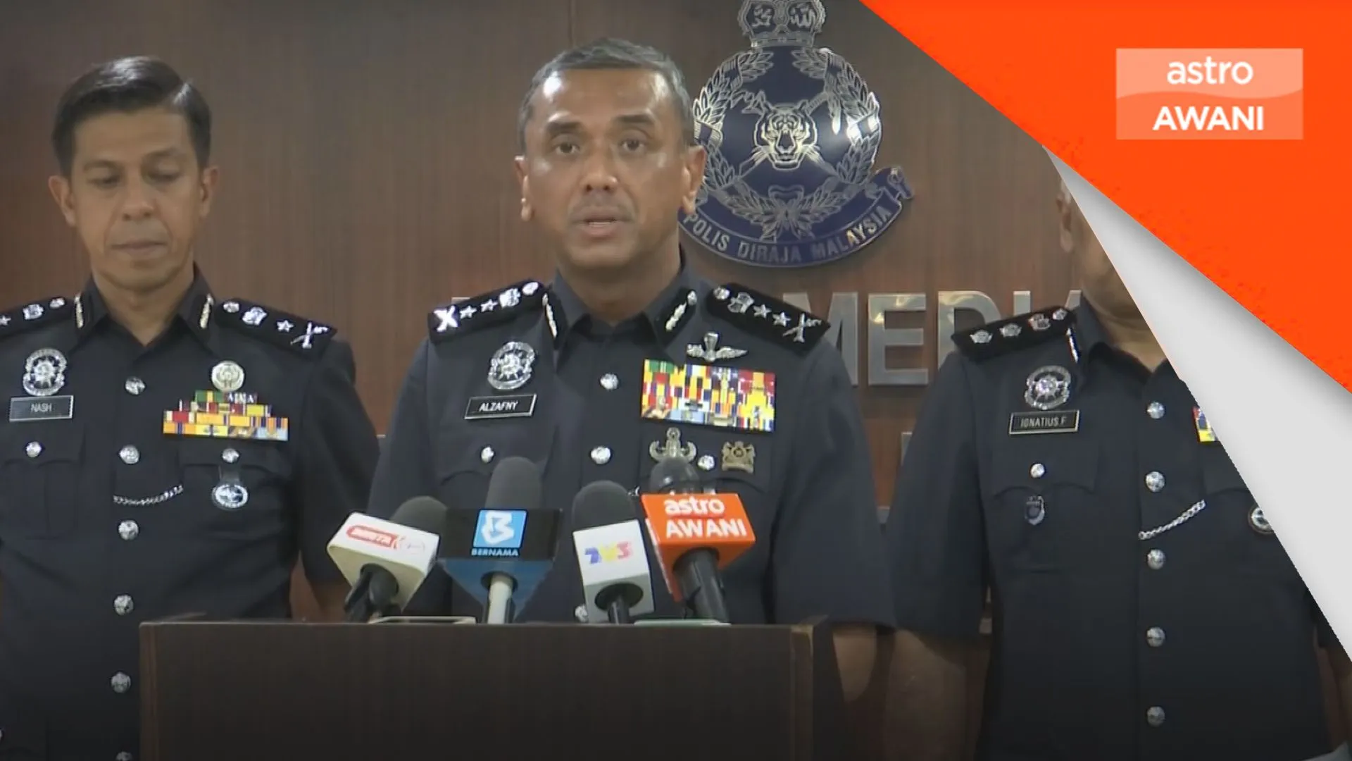 Aktivis diburu polis serah diri di Port Dickson