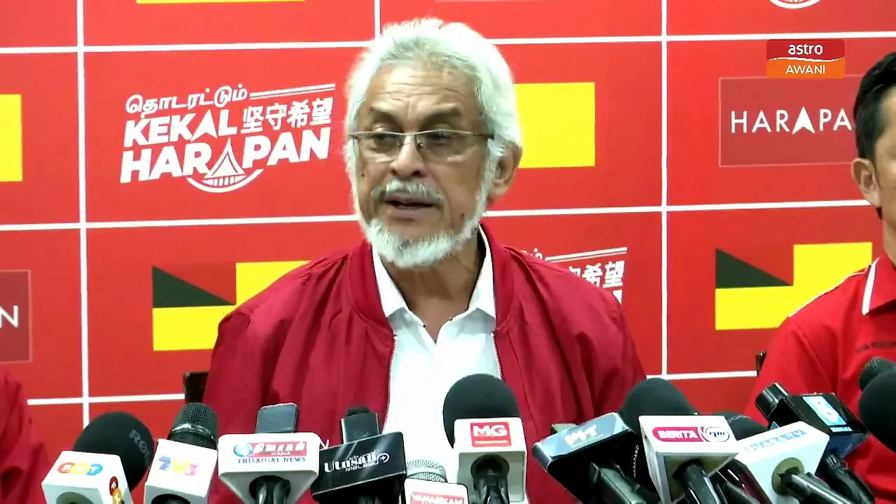 "BN-PN adalah semata-mata demi kuasa" - Khalid Samad