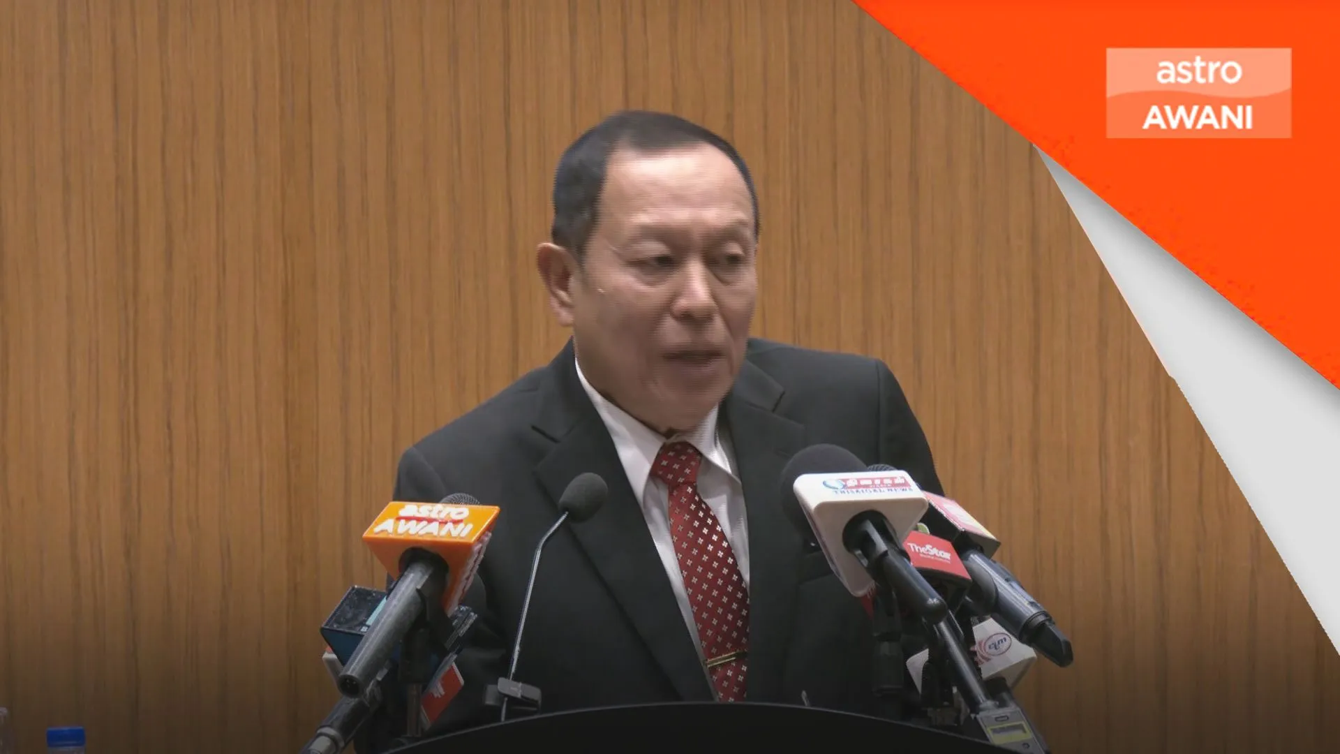 Kerajaan semasa ada hak lulus peruntukan kepada ADUN PH
