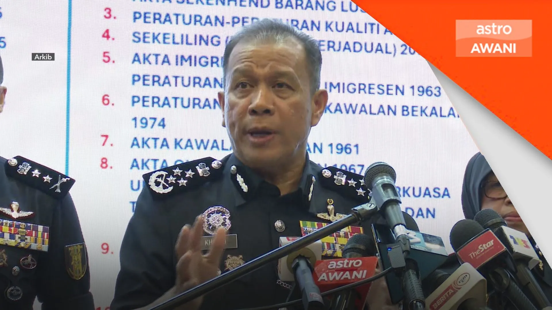 Anggota PDRM bersama AVSEC perkukuh keselamatan penerbangan