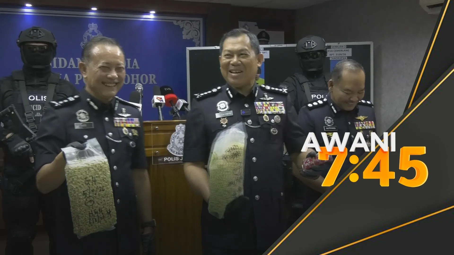 Dua ditahan, rampas dadah bernilai RM8.49 juta