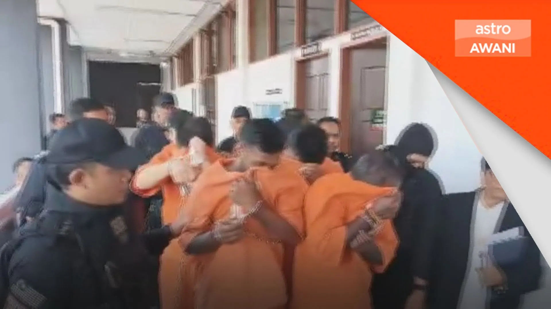 Empat didakwa bunuh ahli perniagaan